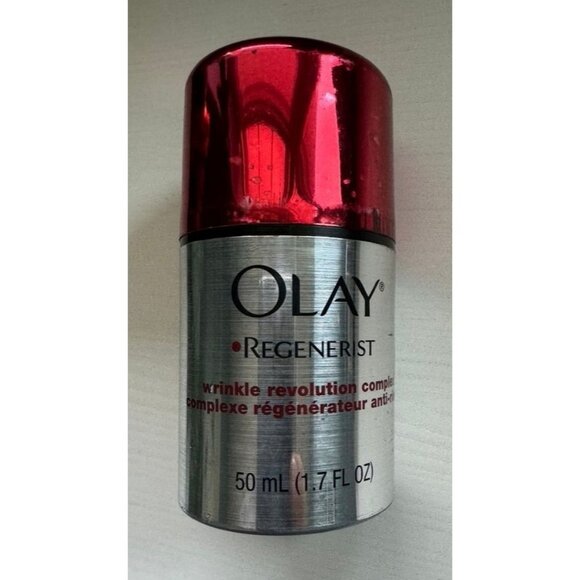 Olay Regenerist Wrinkle Revolution Complex Advanced Anti-Aging Moisturizer 1.7oz - Picture 1 of 3